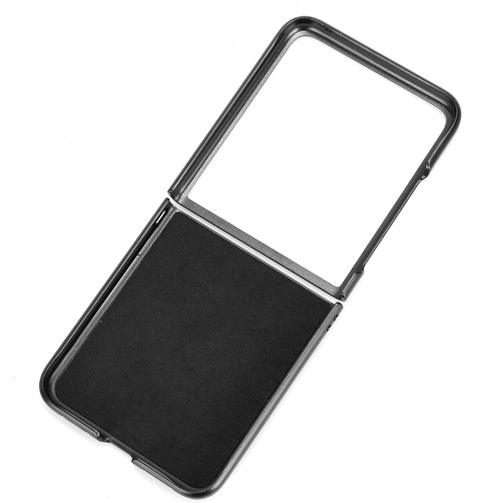For-Motorola-Razr-50-Ultra-Wristband-Leather-Back-Phone-Case(Green)