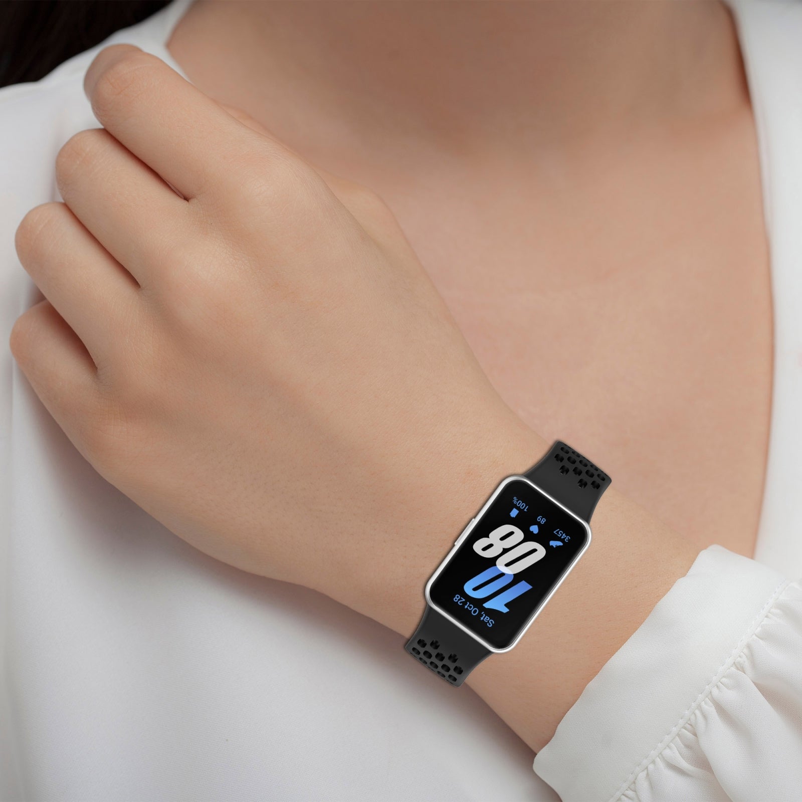 For-Samsung-Galaxy-Fit-3-Hole-Style-Magnetic-Folding-Buckle-Silicone-Watch-Band(Black)
