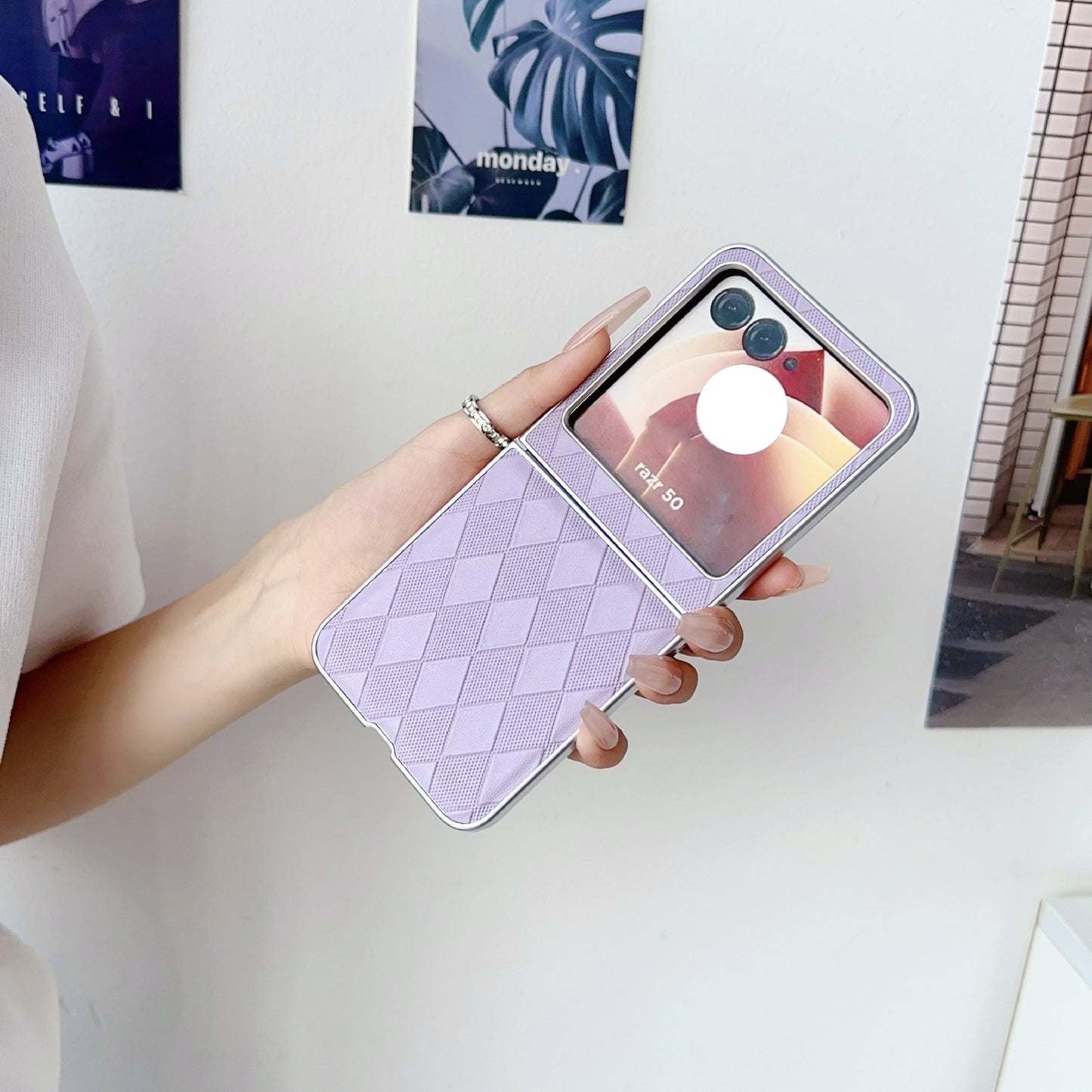 For-Motorola-Razr-50-Ultra-Pearlescent-Paint-Diamond-Shaped-Checkered-Leather-Phone-Case(Pink)