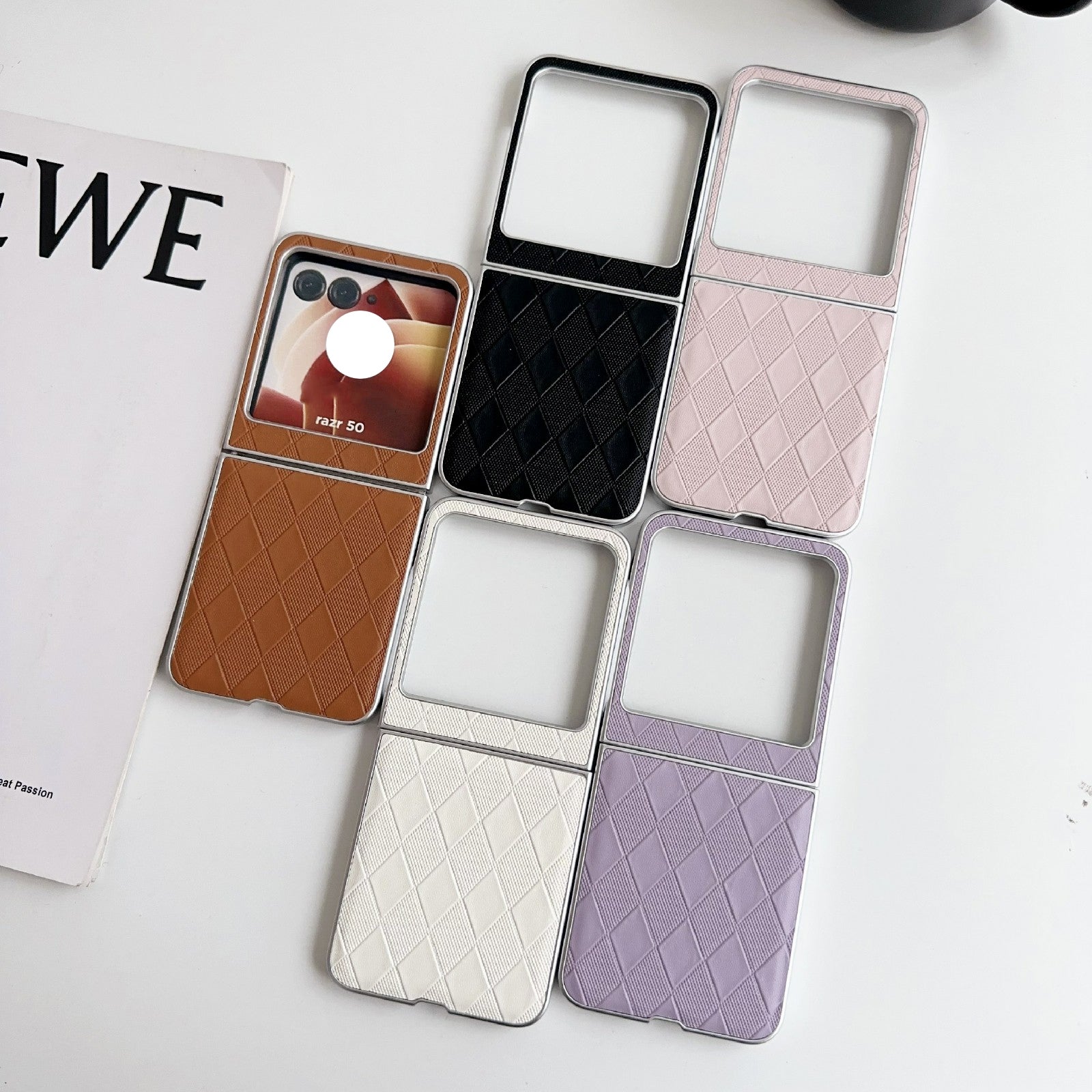 For-Motorola-Razr-50-Ultra-Pearlescent-Paint-Diamond-Shaped-Checkered-Leather-Phone-Case(Pink)