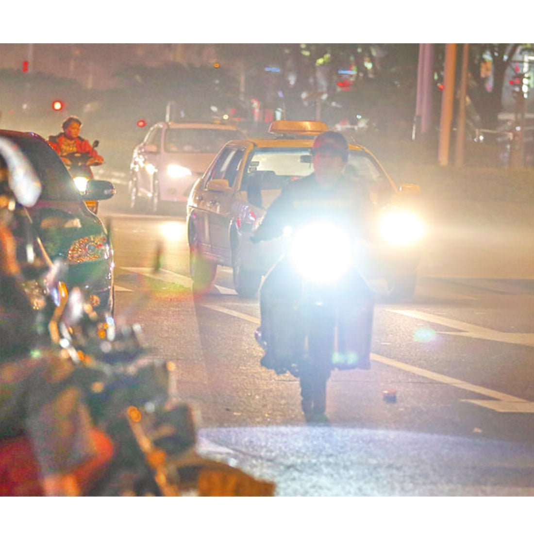 H6M/P15D-15W-1300-LM-6500K-Motorcycle-Headlight-with-28-SMD-3030-LED-Lamps,-DC-12V(White-Light)