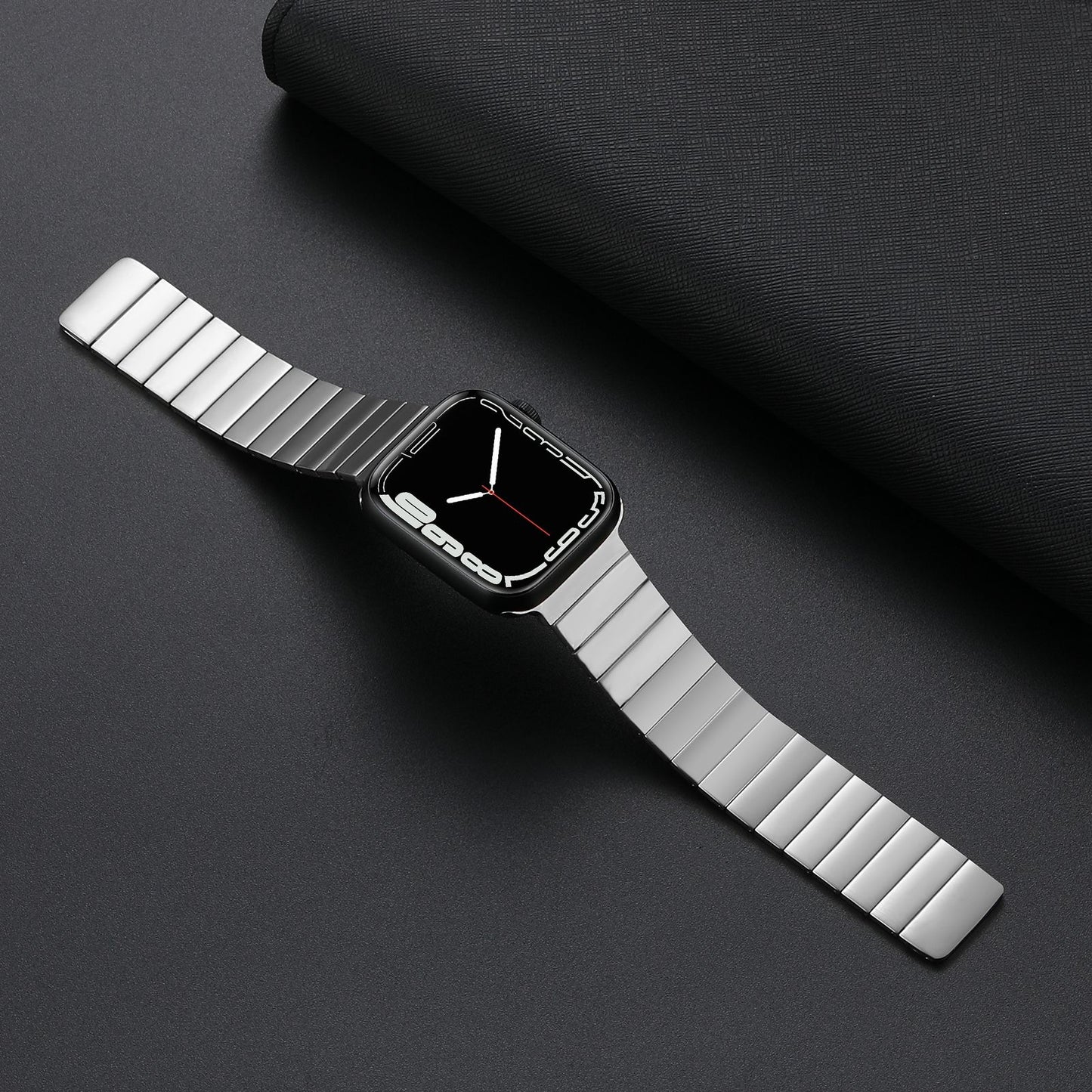 Magnetic-Steel-Watch-Band-For-Apple-Watch-Ultra-49mm&Watch-Ultra-2-49mm-/-Series-9&8&7-45mm-/-SE-3&SE-2&6&SE&5&4-44mm-/-3&2&1-42mm(Silver)