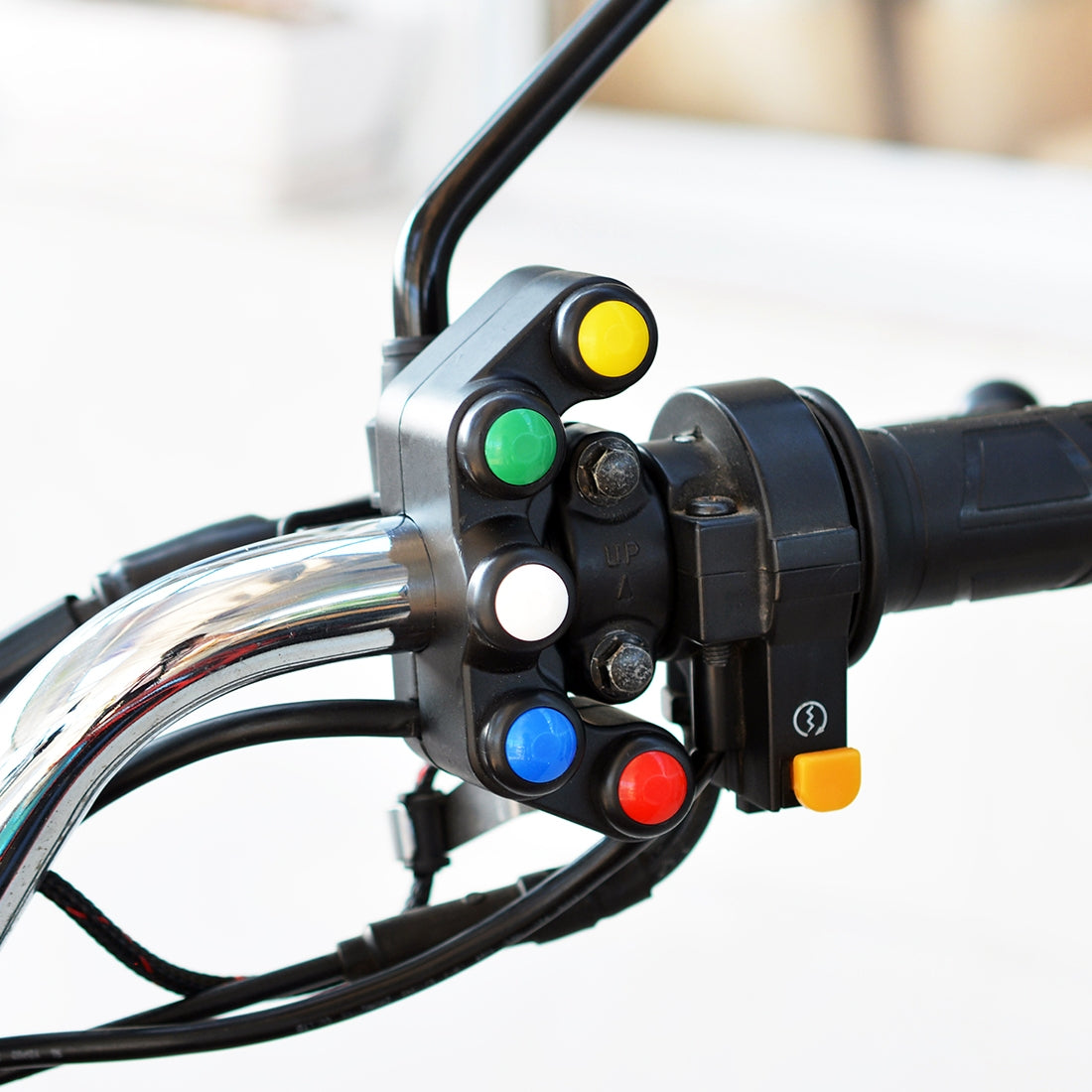 Motorcycle-Headlight-Auxiliary-Light-Horn-Switches-Aluminum-Alloy-Five-position-Faucet-Switches-with-Light