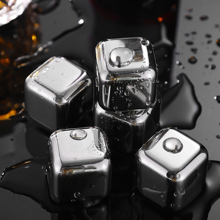 Stainless-Steel-Chilling-Reusable-Ice-Cubes-for-Whiskey,-Vodka,-Liqueurs
