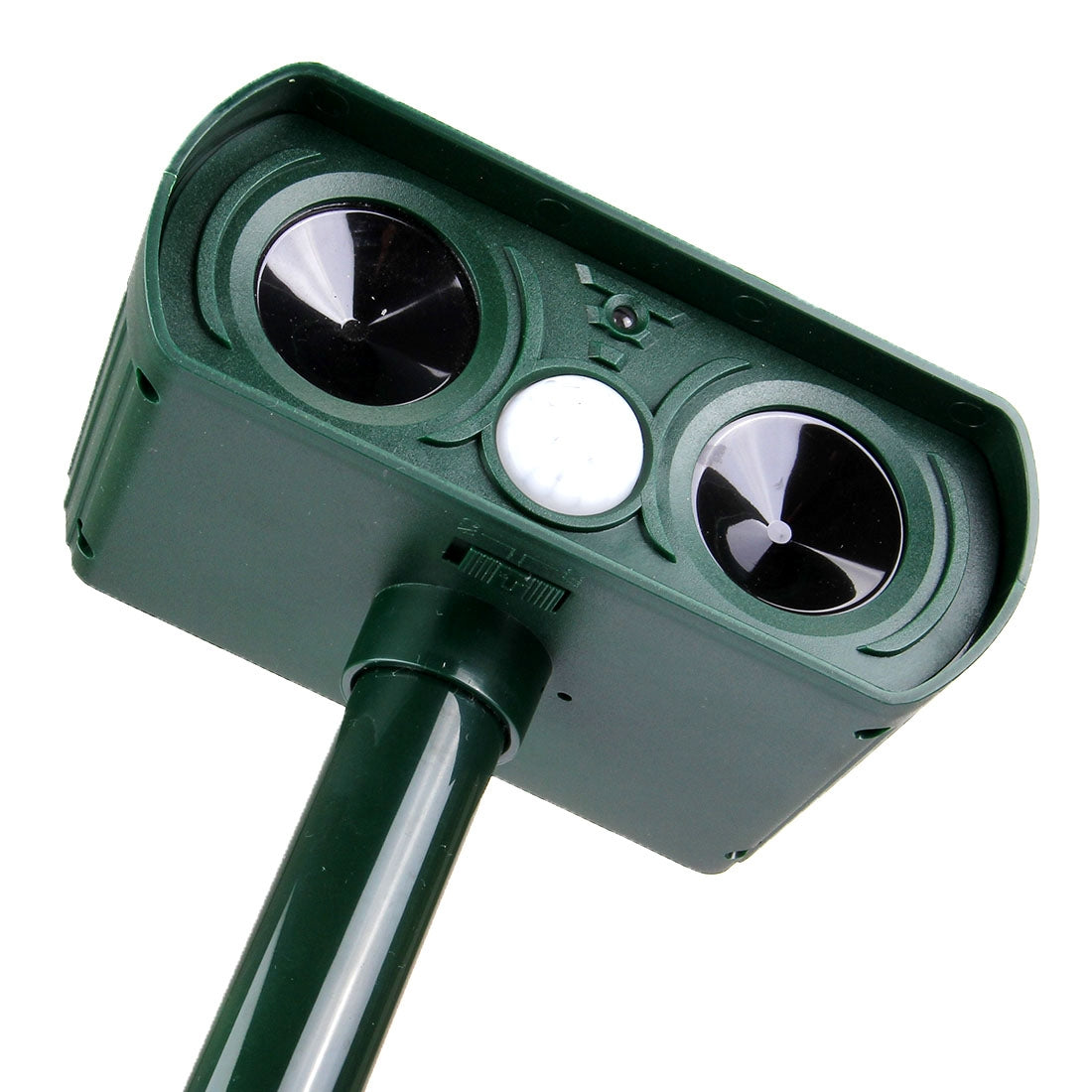 Ultrasonic-Solar-Powered-Motion-Activated-Animal-Repeller