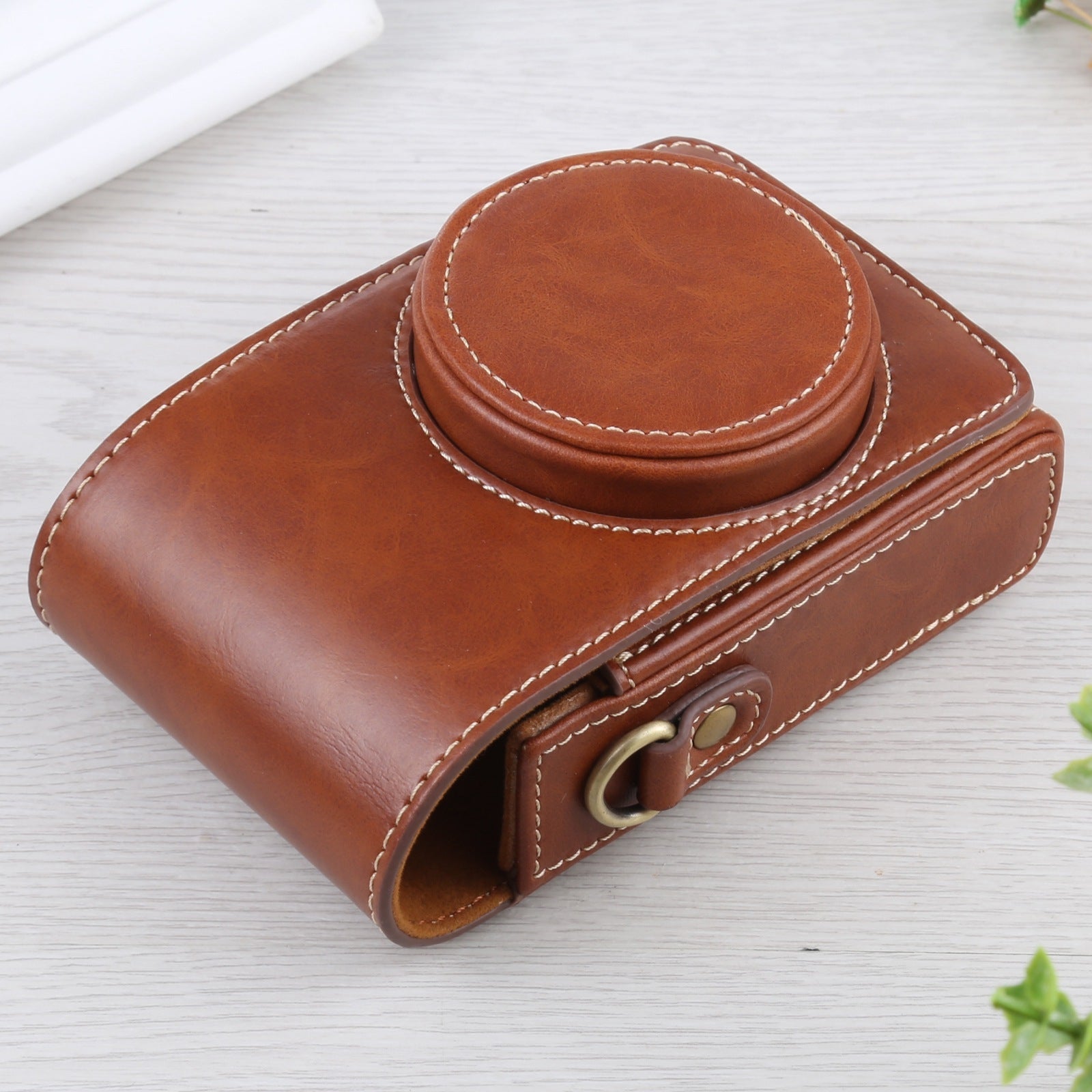 Vertical-Flip-Full-Body-Camera-PU-Leather-Case-Bag-with-Strap-for-Ricoh-GR-III-/-GRII,-Sony-ZV-1-/-DSC-RX100M7-/-RX100M6-/-RX100M5-/-RX100M2-(Brown)
