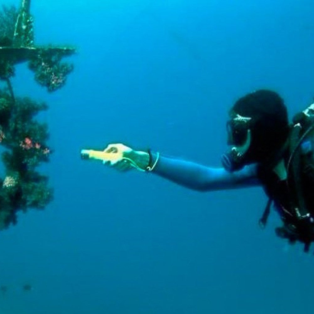 Waterproof-Underwater-Diving-LED-Flashlight-Adjustable-Torch-Diving-Work-Fishing-Hunting-Lamp